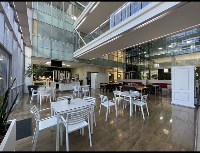 779M² OFFICE TO LET IN SANDTON CENTRAL